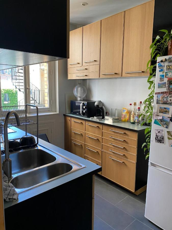 Ferienwohnung Grand F2 Avec Vue Sur La Maison De Georges Brassens Paris Exterior foto